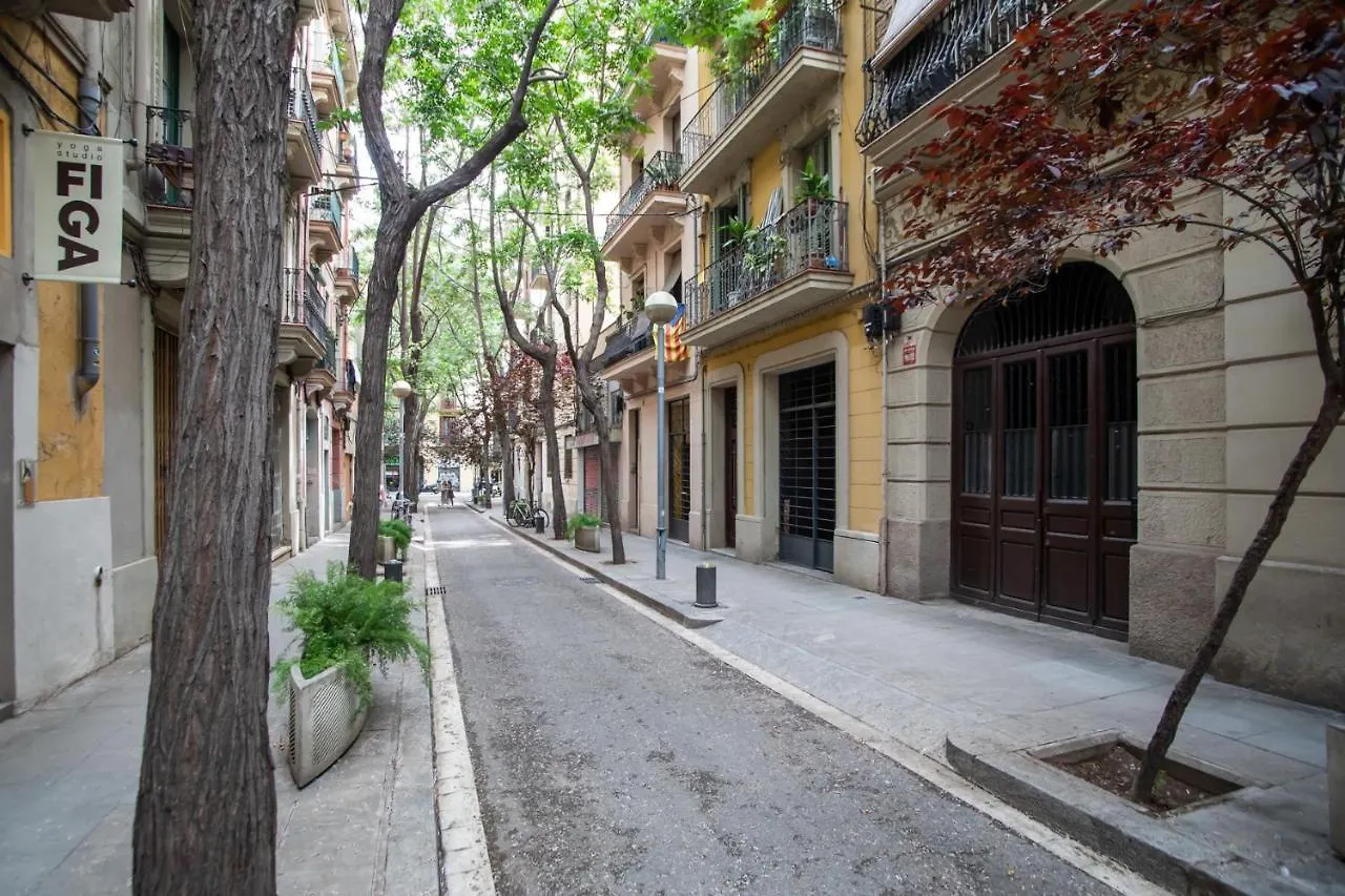31Mai1043 - Sunny Home Terrace Sagrada Familia 巴塞罗那
